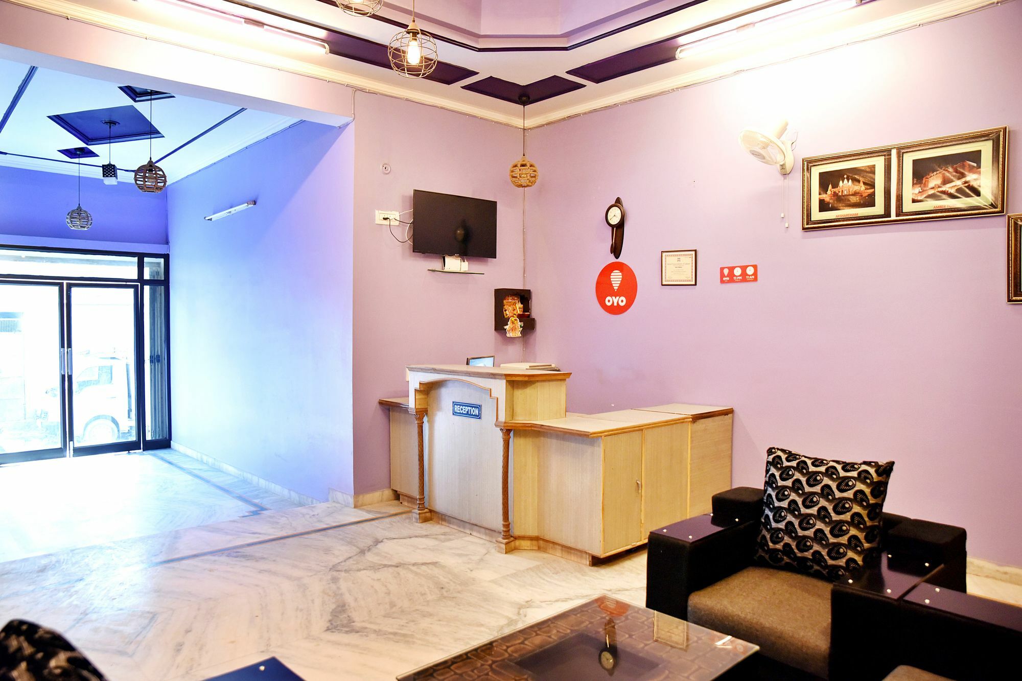 Oyo Hotel Malhotra Jaipur Exterior photo
